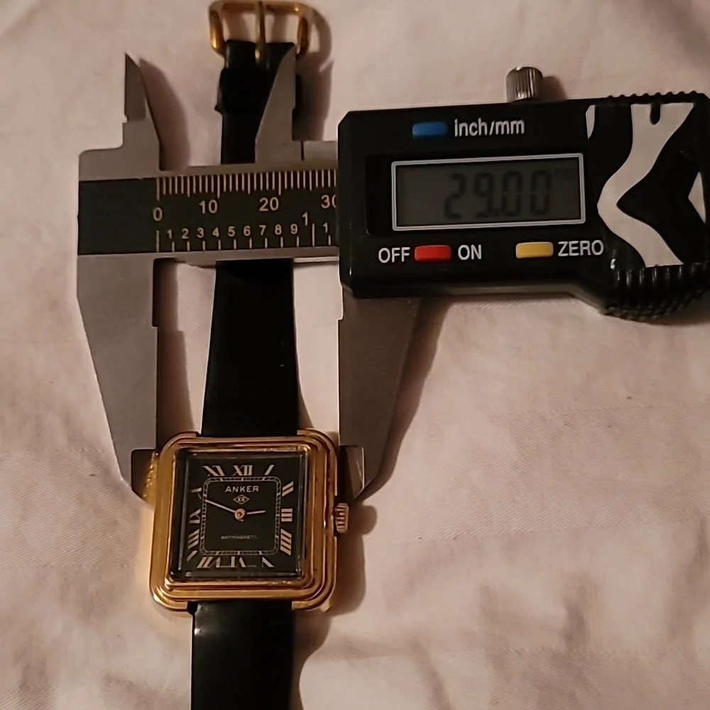 Anker KR Vintage Watch‎ Mechanical Wind-Up Watch With Black Patent Leather Band